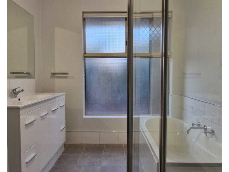 22 Karrawa Gardens, Port Kennedy WA 6172