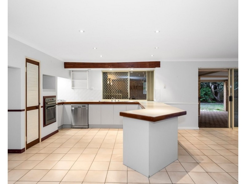 22 Karrawa Gardens, Port Kennedy WA 6172