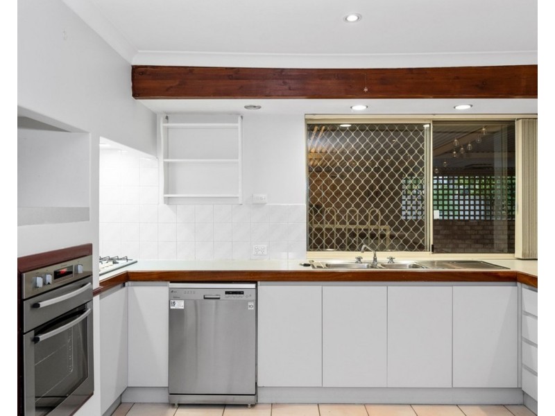 22 Karrawa Gardens, Port Kennedy WA 6172