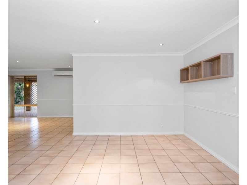 22 Karrawa Gardens, Port Kennedy WA 6172