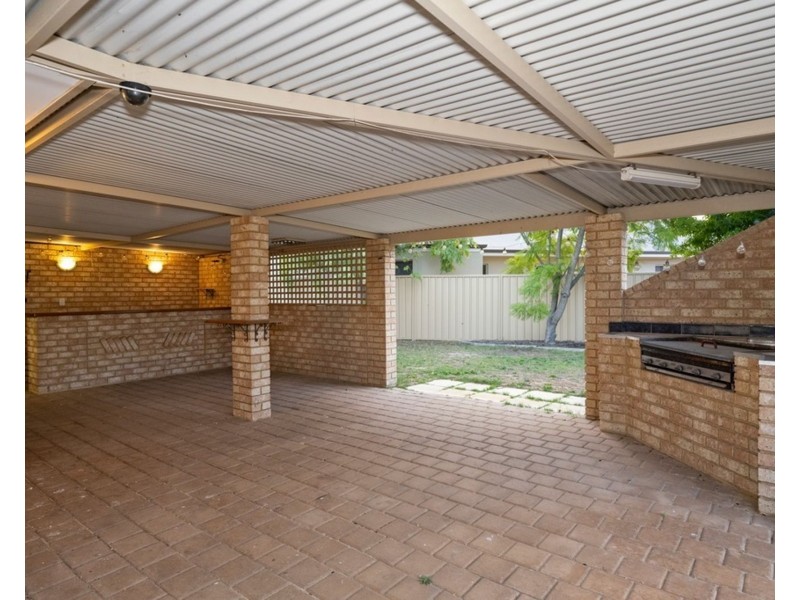 22 Karrawa Gardens, Port Kennedy WA 6172