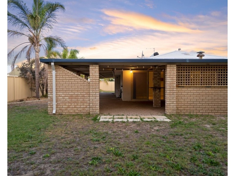 22 Karrawa Gardens, Port Kennedy WA 6172