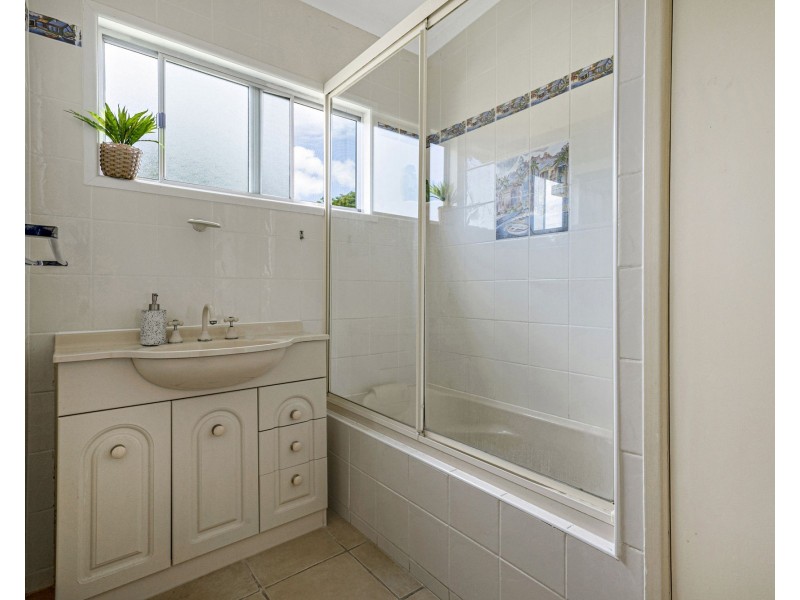 98 Normanhurst Road, Boondall QLD 4034