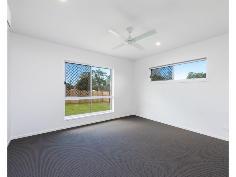 13 Wren Place, Branyan QLD 4670