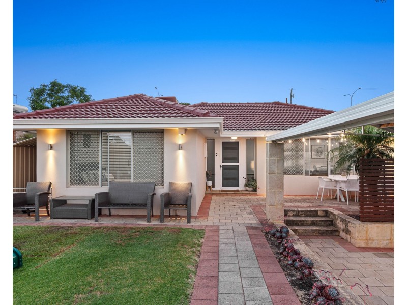 68 Davies Crescent, Kardinya WA 6163