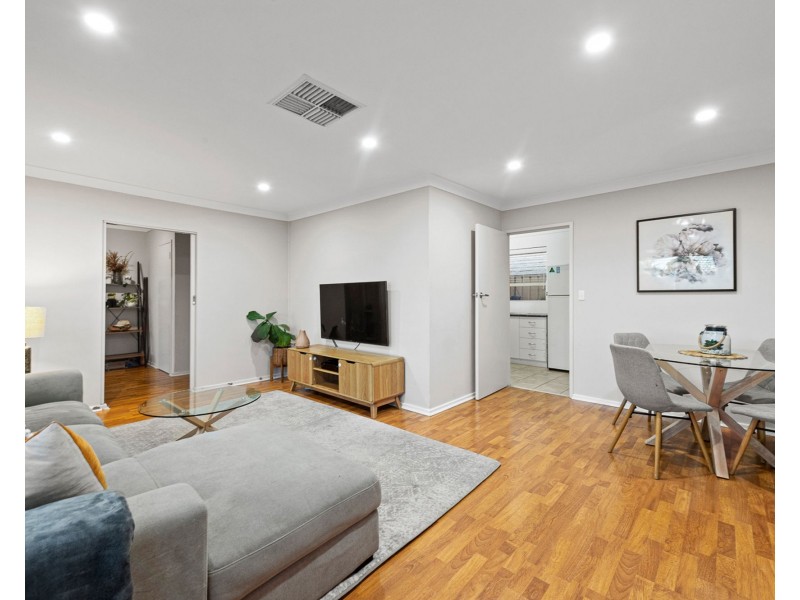 68 Davies Crescent, Kardinya WA 6163