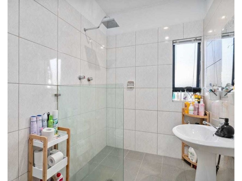 27 Seeney St, Zillmere QLD 4034
