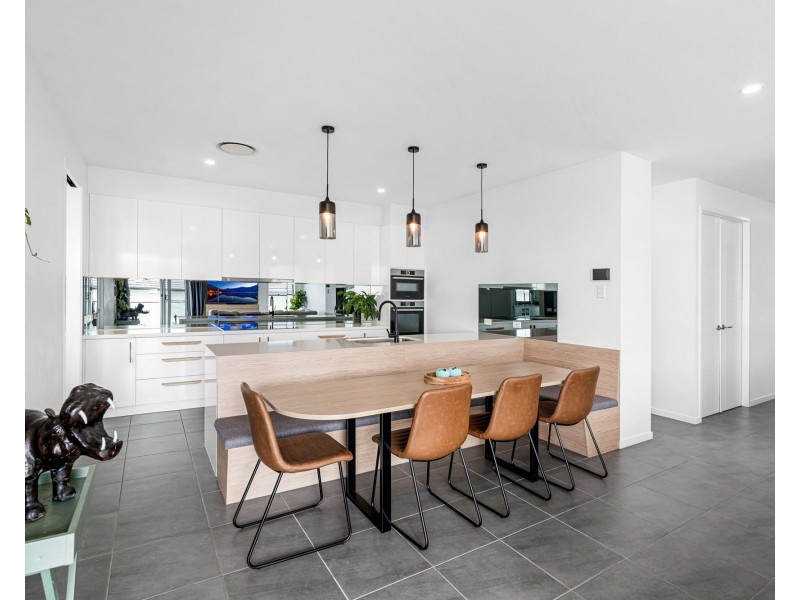 73 Waterville Drive, Thornlands QLD 4164