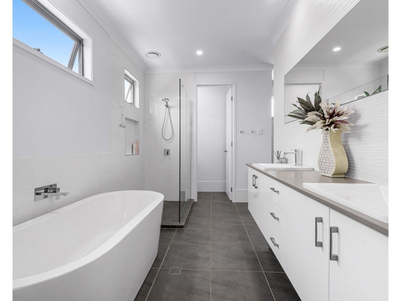 73 Waterville Drive, Thornlands QLD 4164