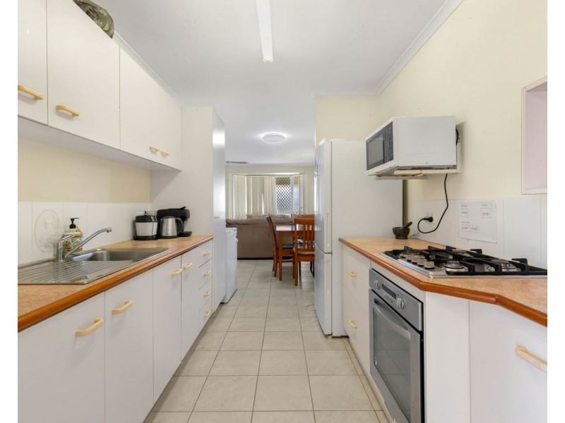 9 Perry Court, Brendale QLD 4500