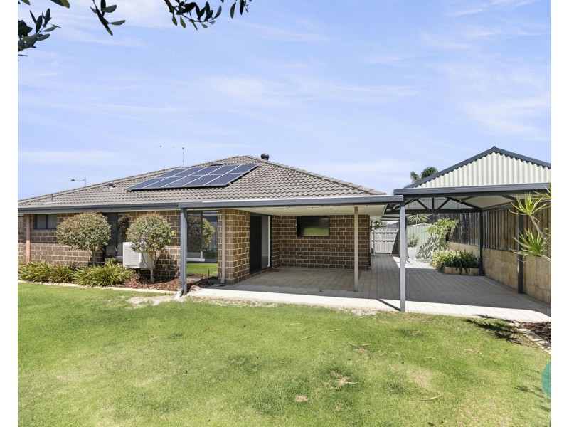 6 Moonstone Parkway, Wellard WA 6170
