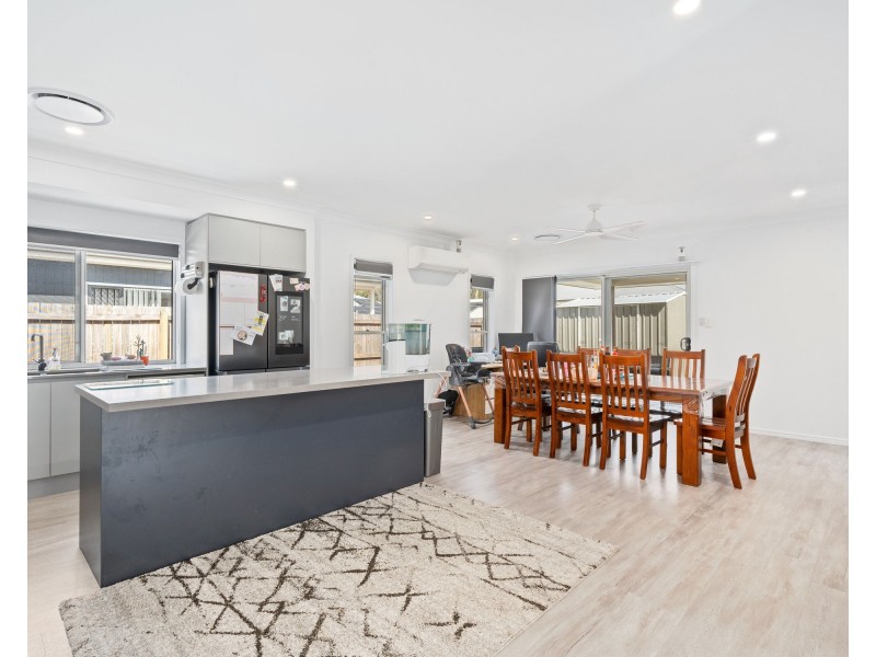 38 Cressbrook Cct, Deebing Heights QLD 4306