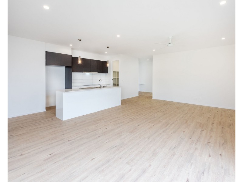 3 Habitat Drive, Branyan QLD 4670