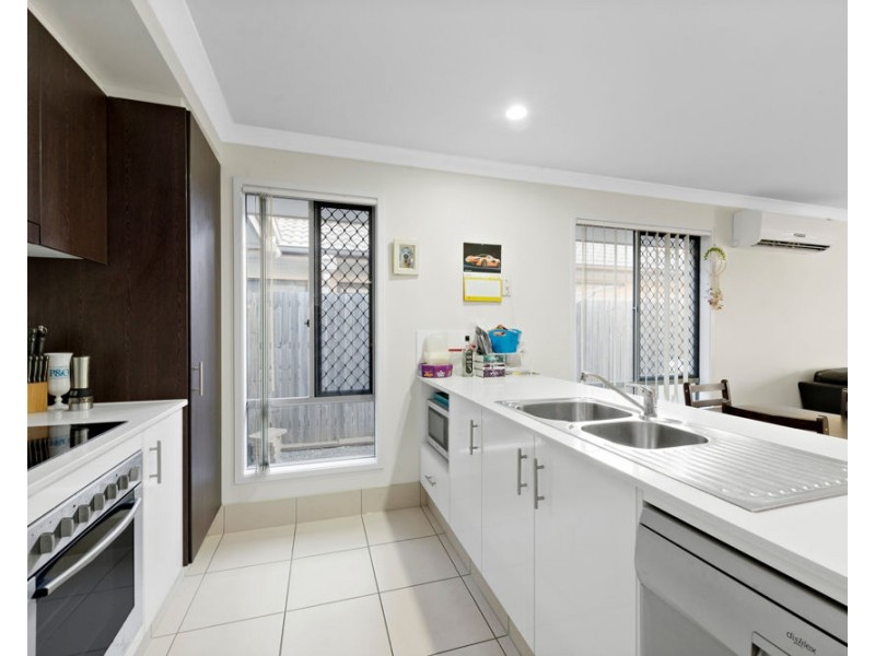 16 Kakadu Court, North Lakes QLD 4509