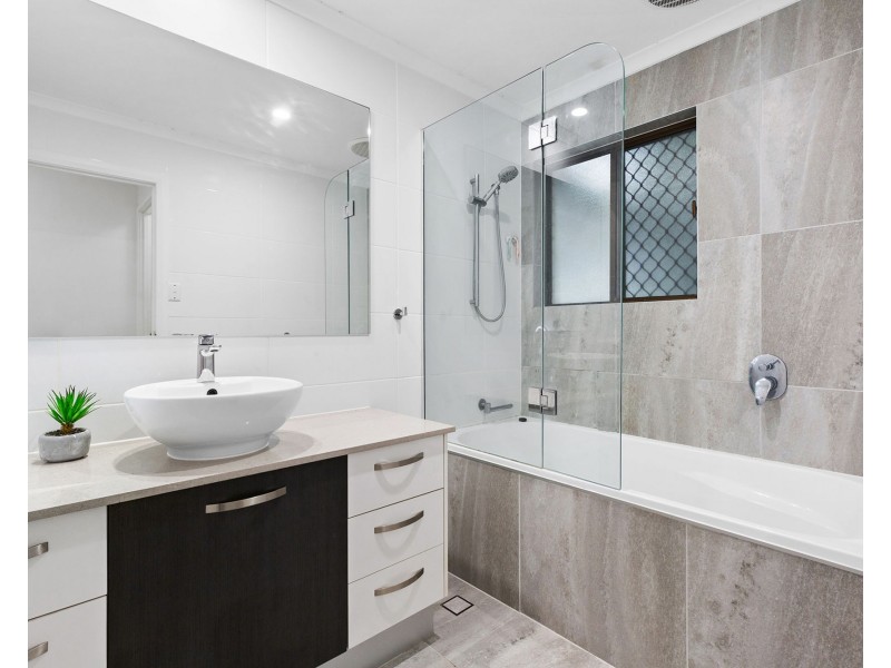 12 Eagle Drive, Tewantin QLD 4565