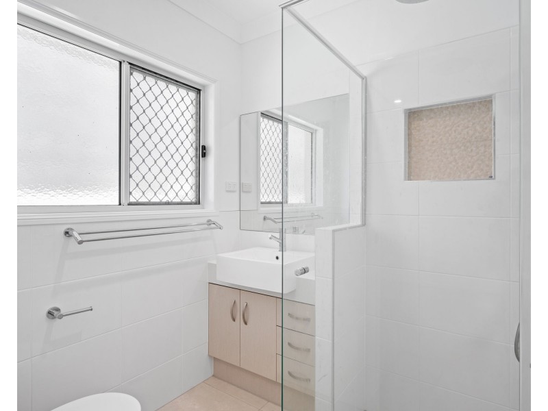 17 Stellar Street, Spring Mountain QLD 4124