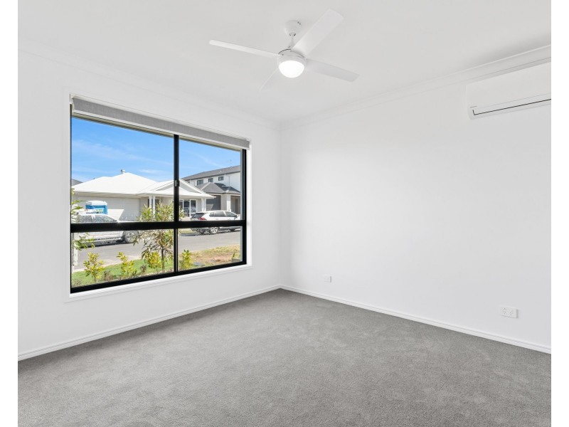 22 Desert Road, Greenbank QLD 4124