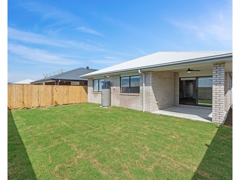 22 Desert Road, Greenbank QLD 4124