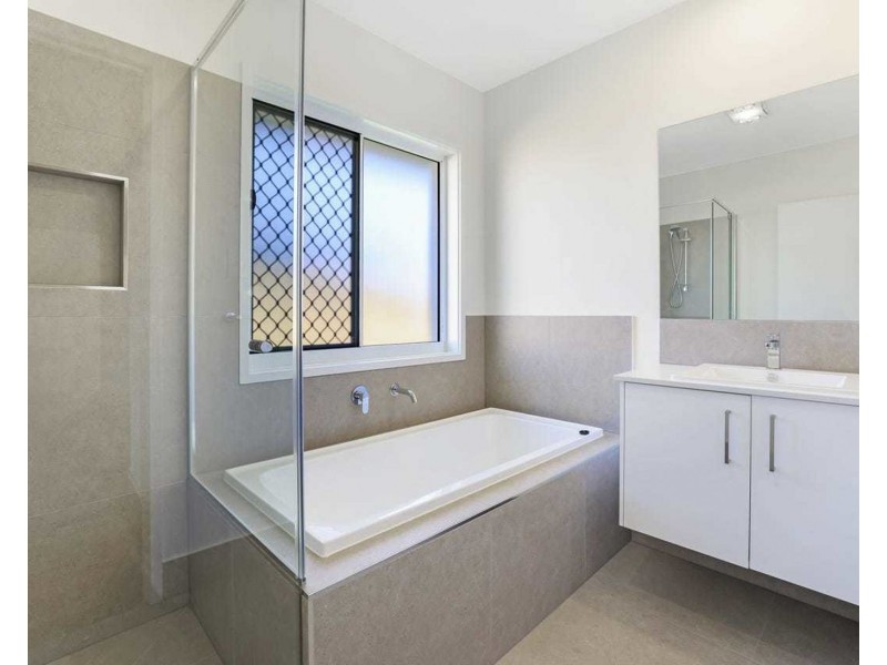 70 Chantilly Street, Bargara QLD 4670