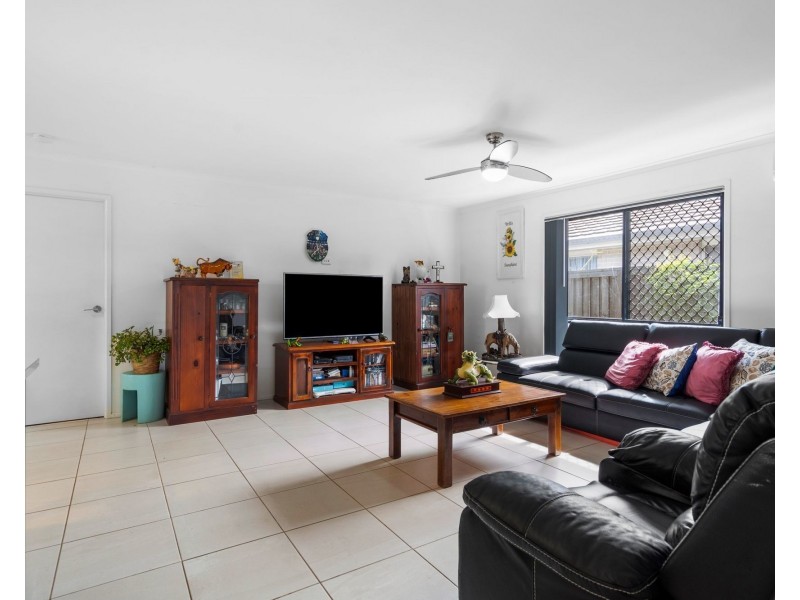 11 Grasstree Place, Ningi QLD 4511