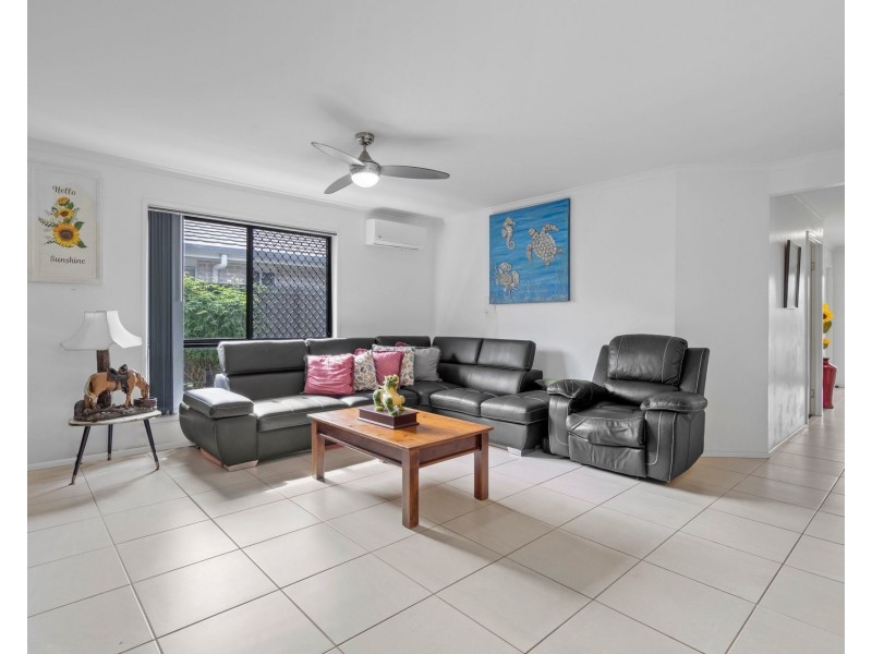 11 Grasstree Place, Ningi QLD 4511