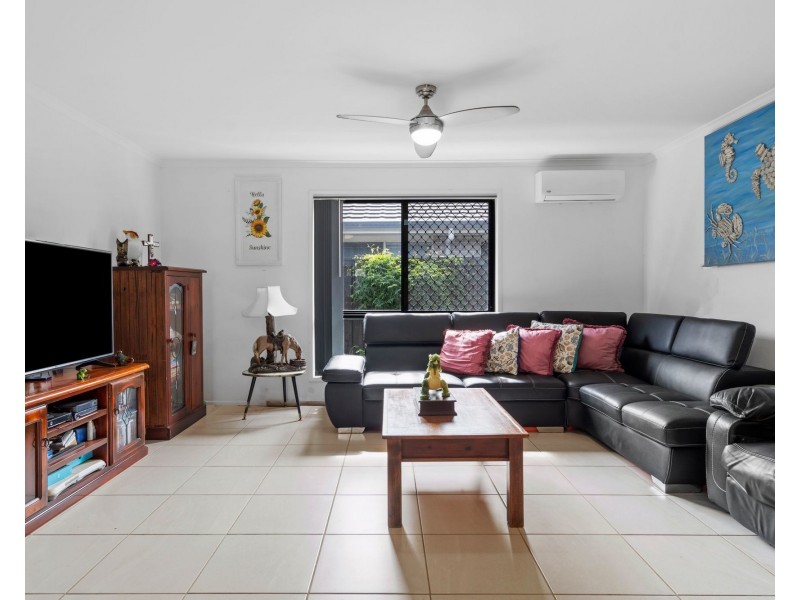 11 Grasstree Place, Ningi QLD 4511