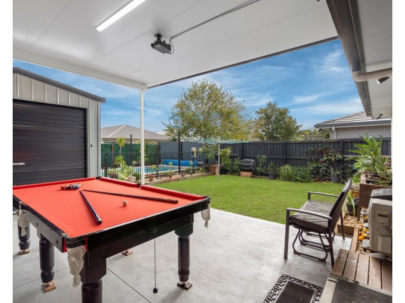 11 Grasstree Place, Ningi QLD 4511
