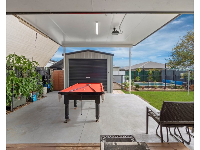 11 Grasstree Place, Ningi QLD 4511