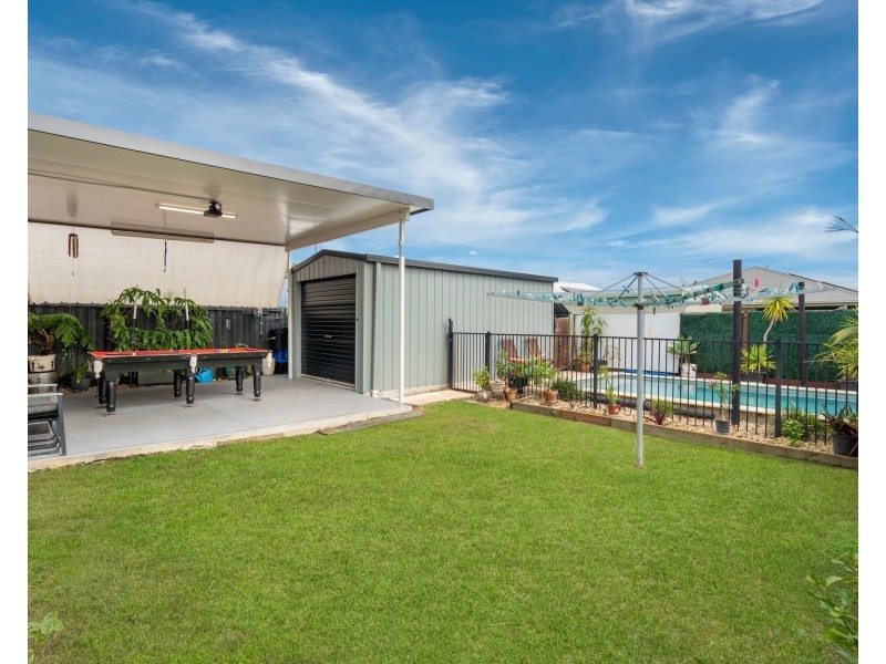 11 Grasstree Place, Ningi QLD 4511