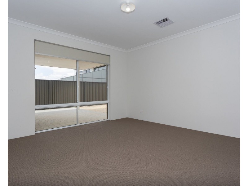 42 Mirabilis Avenue, Jindalee WA 6036