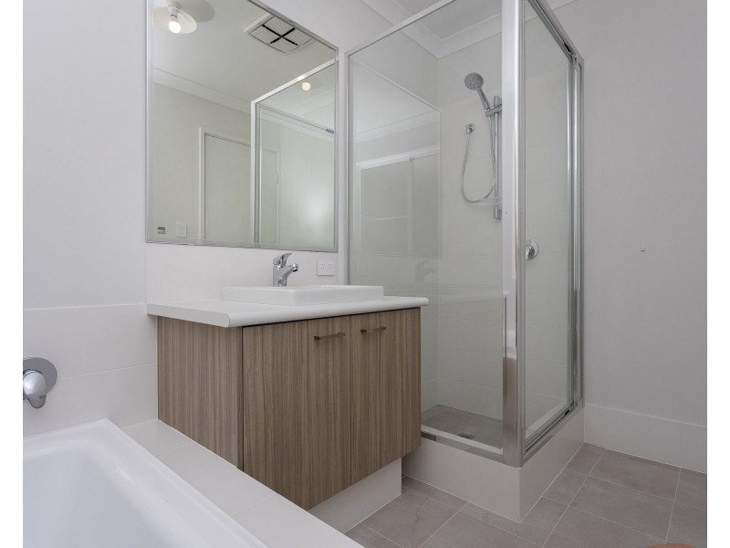 42 Mirabilis Avenue, Jindalee WA 6036