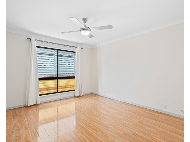 63 Hellawell Rd, Sunnybank Hills QLD 4109