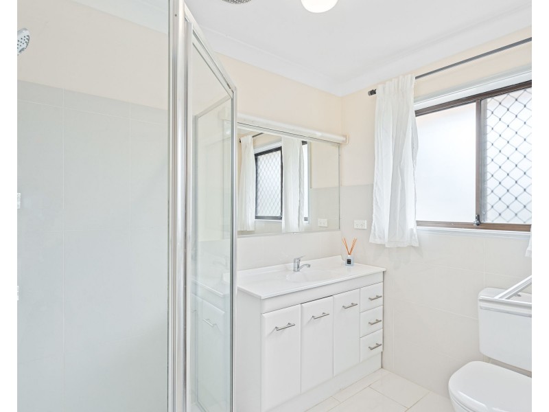 63 Hellawell Rd, Sunnybank Hills QLD 4109