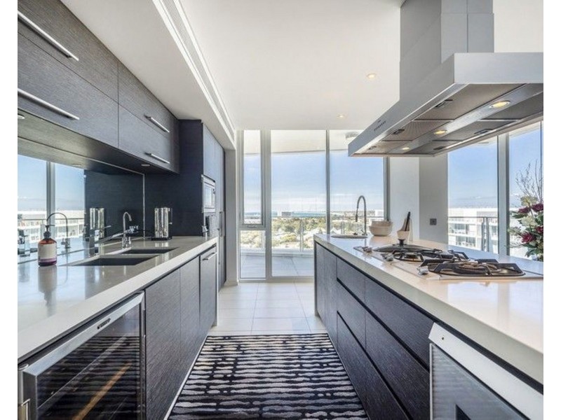 901/5 Marco Polo Drive, Mandurah WA 6210