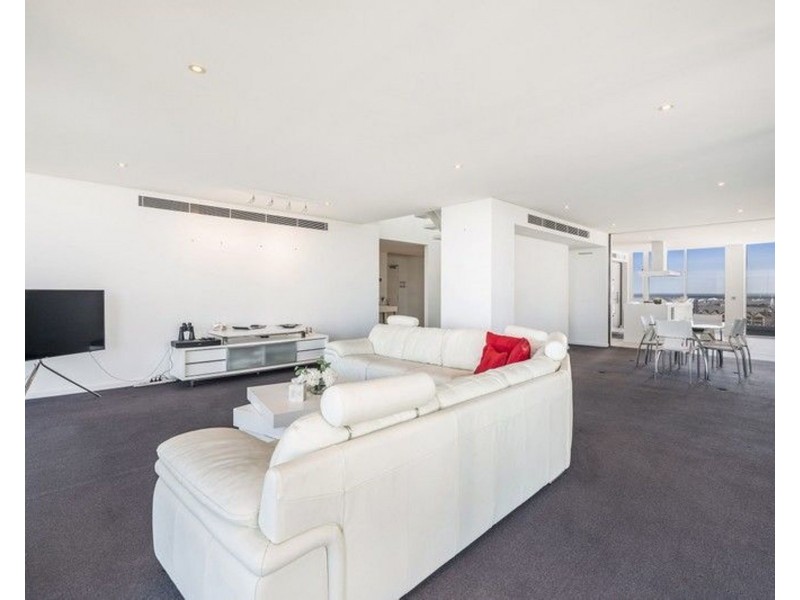 901/5 Marco Polo Drive, Mandurah WA 6210