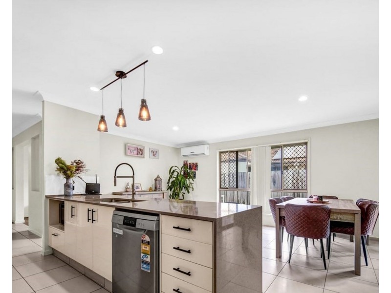 26 Bellinger Key, Pacific Pines QLD 4211