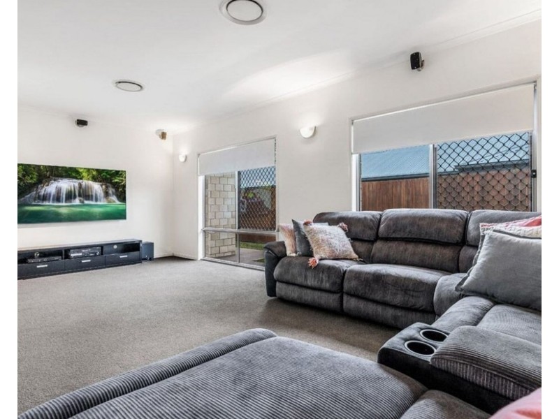 49 Talltrees Circuit, Wakerley QLD 4154
