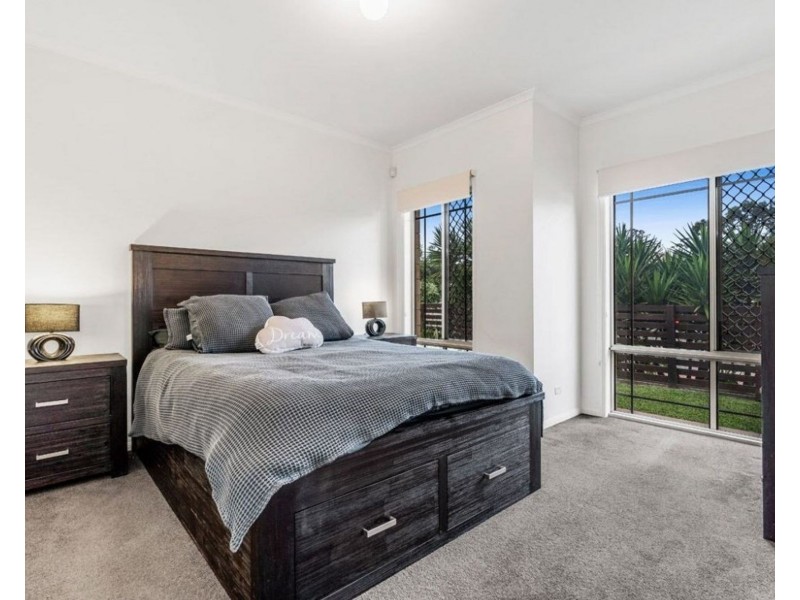 49 Talltrees Circuit, Wakerley QLD 4154