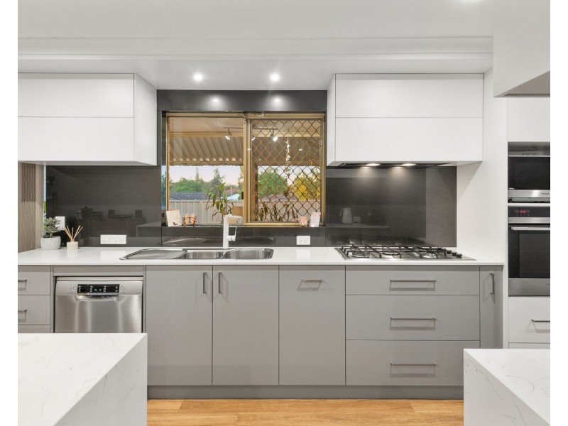 4 Cestrum Rise, South Lake WA 6164