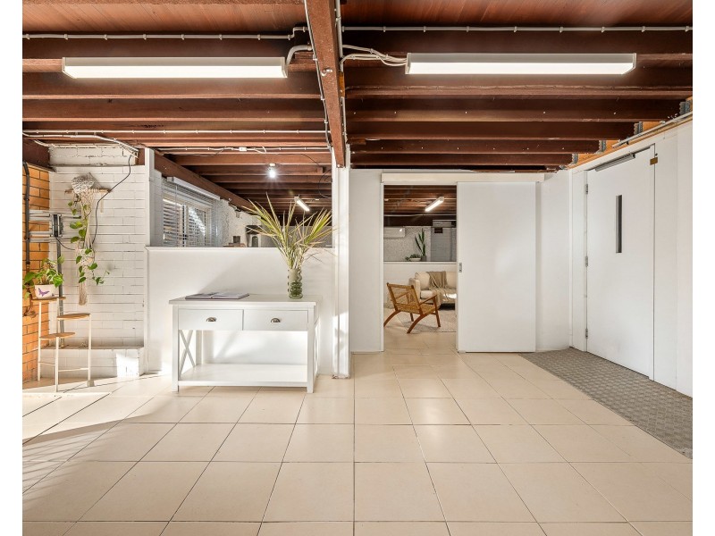 31 Ferny Way, Ferny Hills QLD 4055