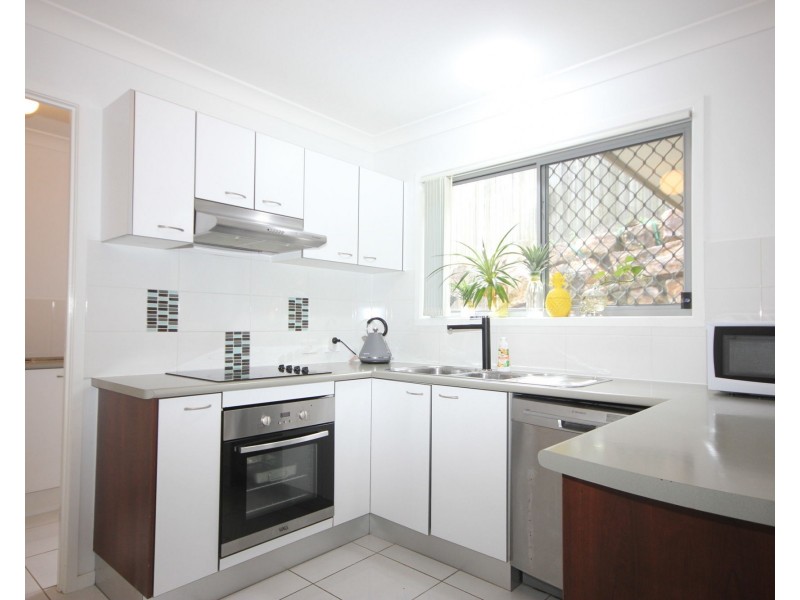 11/12 Timms Road, Everton Hills QLD 4053