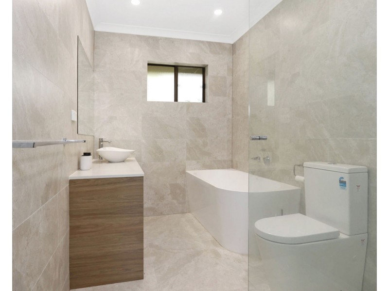 8/19 Barnhill Road, Terrigal NSW 2260