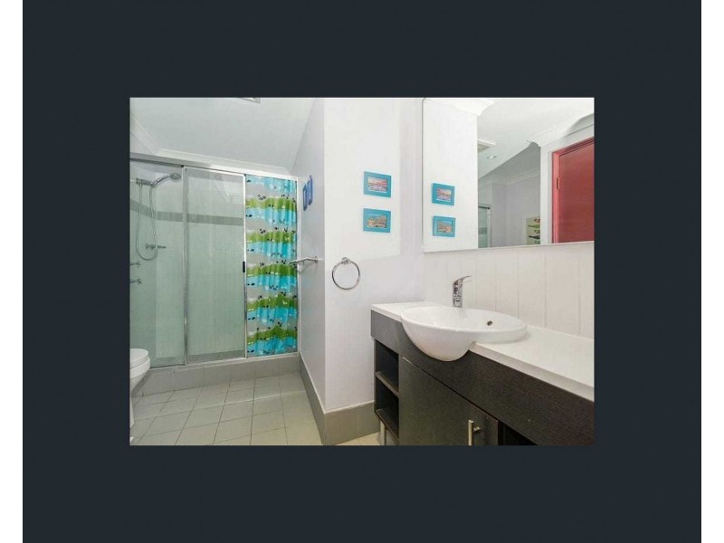 25 42 The crescent, Midland WA 6056