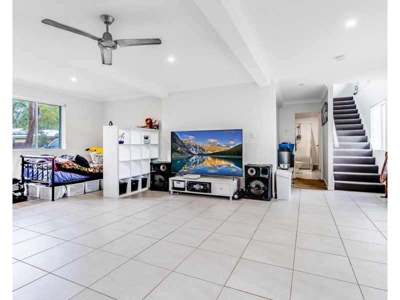 3/6 Sunseeker Street, Burpengary QLD 4505