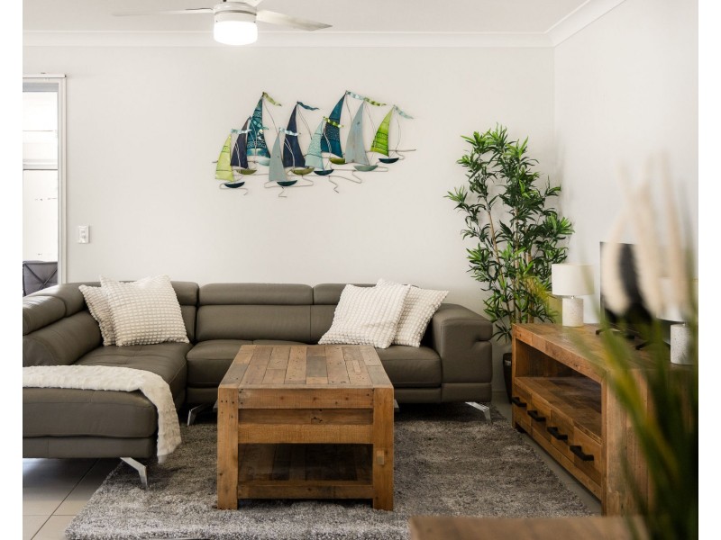 10 Lauren Circuit, Brighton QLD 4017