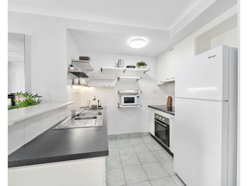 706/30-32 Surf Parade, Broadbeach QLD 4218