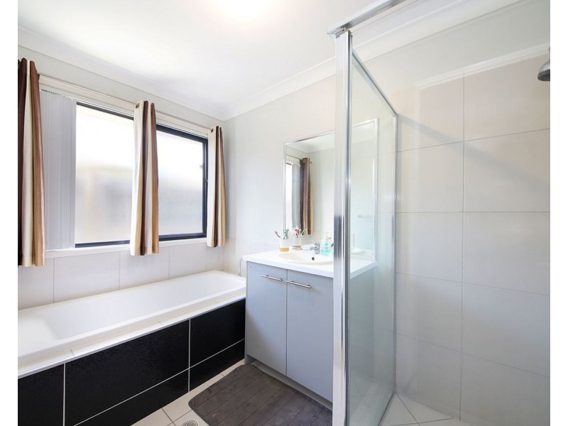 28 Solomon Parade, Warner QLD 4500