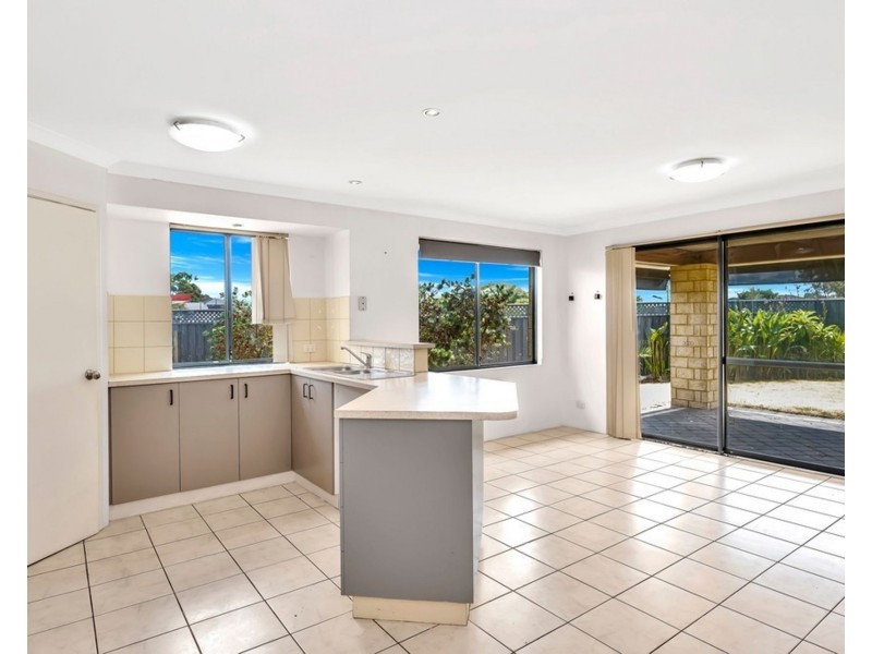 8 Echidna Court, Baldivis WA 6171