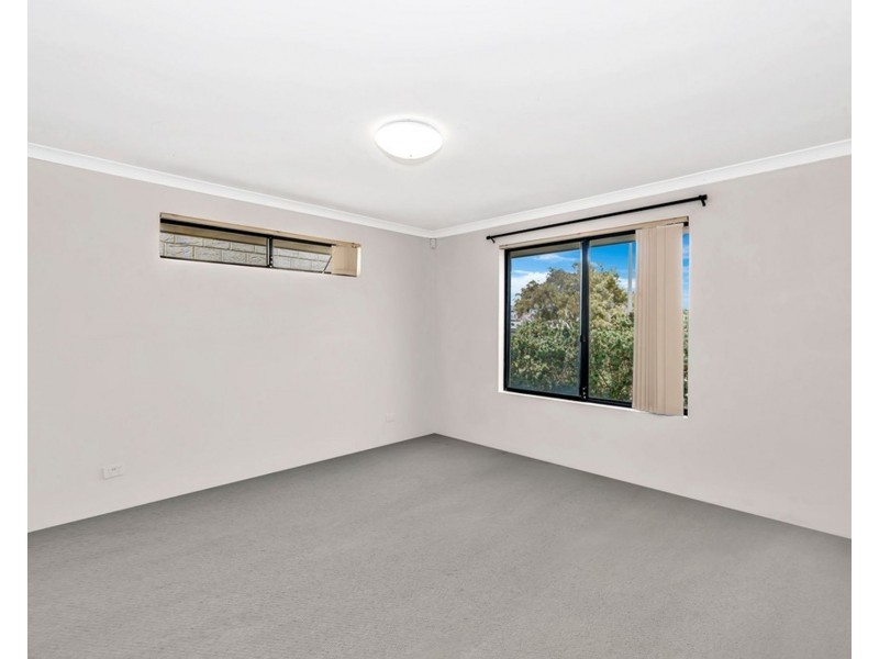 8 Echidna Court, Baldivis WA 6171