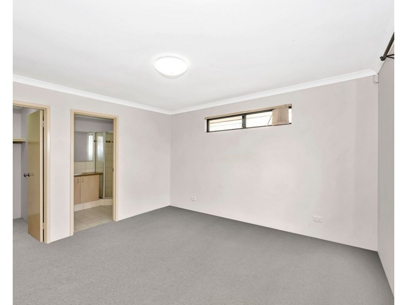 8 Echidna Court, Baldivis WA 6171